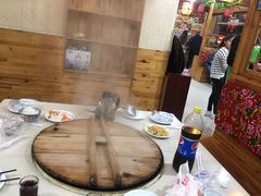 -三江鱼东北特色铁锅炖(骆驼店)