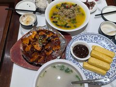 -梅利汴京烤鸭•开封豫菜地标店(东大街店)