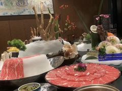 -鼎泰亨·海鲜牛肉餐厅(滨江店)