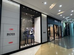 -百年港湾奥特莱斯(香炉礁店)