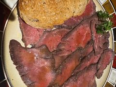 -JINNS锦时 steak&pizza(浸信会礼拜堂旧址店)