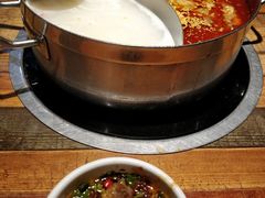 -蒙肥羊·酸汤潮牛·鲜牛肉火锅烤肉自助(岗顶店)