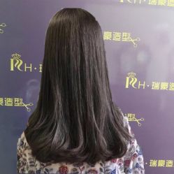 点击看大图 -瑞豪专业烫染连锁