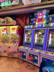 -卡通尼乐园(五彩世界店)
