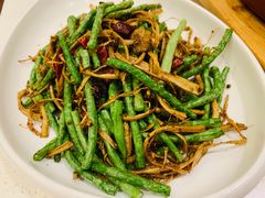 -闫府私房菜(经四路万达店)