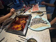 -二荆条·蜀鲜汇城市森林火锅