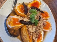 -Kub Kao Kub Pla (Terminal21)