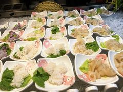 -领鲜活海鲜榴莲自助火锅(东门店)