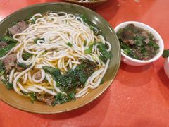 -张氏贵州遵义羊肉粉(伴山名都店)