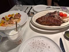 -MONICH牛排融合餐厅(和义大道购物中心店)