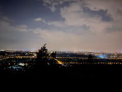 -鬼笑石后山停车场