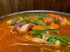 酸汤鱼-老凯俚酸汤鱼(鸿通城店)