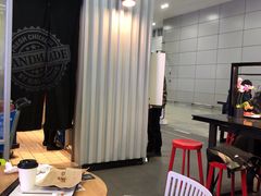 -肯德基(成都机场T2到达精选店)
