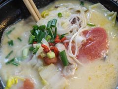 -渝和喵叔米线(南坪万达店)