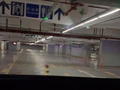 -上海浦东国际机场T1航站楼-P1停车场