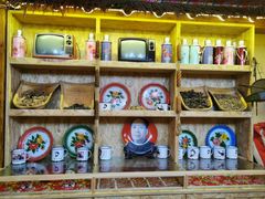 零售区-闯关东东北农家菜(崂山石老人店)
