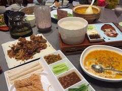 -香山湖家家宴(中山陵店)