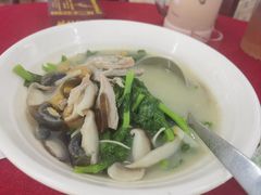 -隆都四季香饭店(碧海路店)