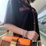机场探店| 武汉机场专柜中秋4倍积分兑换