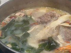 -三人行骨头王火锅(长寿店)