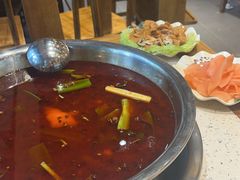 -肖肖酸萝卜鱼火锅(总店)