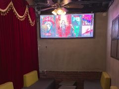 -荒岛实景沉浸密室(江汉路1店)