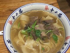 -十二忠手拉面(燎原街店)