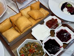 -巴特餐饮6加1音乐餐吧·新疆菜