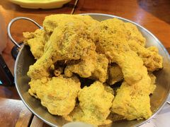 -BHC炸鸡(明洞总店)