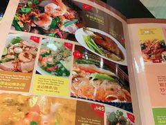 -大头虾越式风味餐厅(光明广场店)