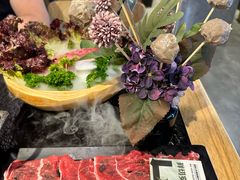 -鹿鸣山草本茶香火锅(园西路店)
