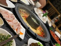 -杨肥肠火锅大排档(火车站花园店)