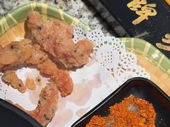 -老牌坊云南鱼豆花火锅(哈西万达店)