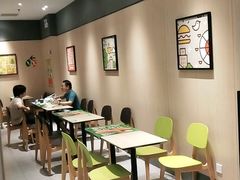 -德克士(香港街店)