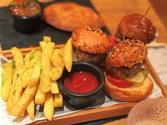 迷你牛肉小汉堡-翠贝卡&Mama Kelly Brunch Coffee(河西店)