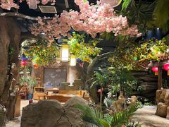 -城墙拐拐火锅(三峡广场黑金冠店)