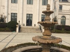-上海玫瑰园度假酒店