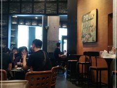大堂-星巴克臻选(深圳皇庭广场分店)