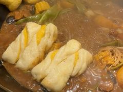 -鱼窝棚柴火铁锅炖(富山屯店)