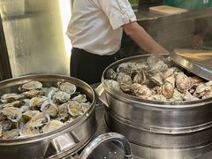 生蚝-广州中心皇冠假日酒店-环市食坊·海鲜自助餐厅