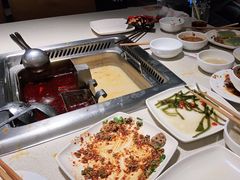 -海底捞火锅鲜切牛肉主题店(长寿路店)