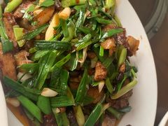 盐菜回锅肉-天回镇何氏豆腐(总店)