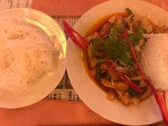 -Lanterns Vietnamese Restaurant