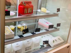 面包甜点陈列柜-YITASU甜品(子安路店)