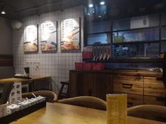-鑫花溪牛肉米粉(人民广场店)