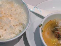 -姚姚酸菜鱼·金戈戈香港豉油鸡(喜荟城联名店)