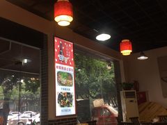 大堂-湘聚南县土菜馆(龙山二路店)