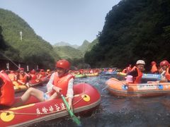 -秦岭峡谷漂流景区