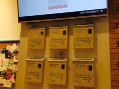 -猫的天空之城概念书店(杭州南宋御街店)