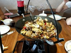 -东来菜馆•手抓海鲜家常菜•海鲜锅贴(鸽子窝店)